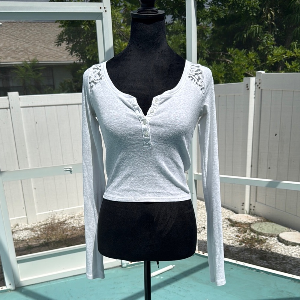 Hollister White Long Sleeve Tee